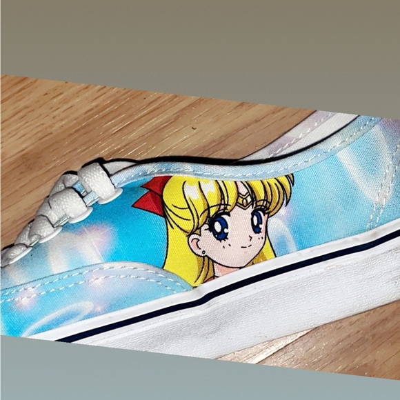 Sailor Moon Vans size 9.5 multicolor - Picture 5 of 5